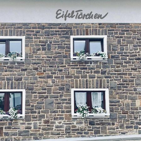 Eifeltoerchen Bed & Breakfast Kirchheim  Ngoại thất bức ảnh